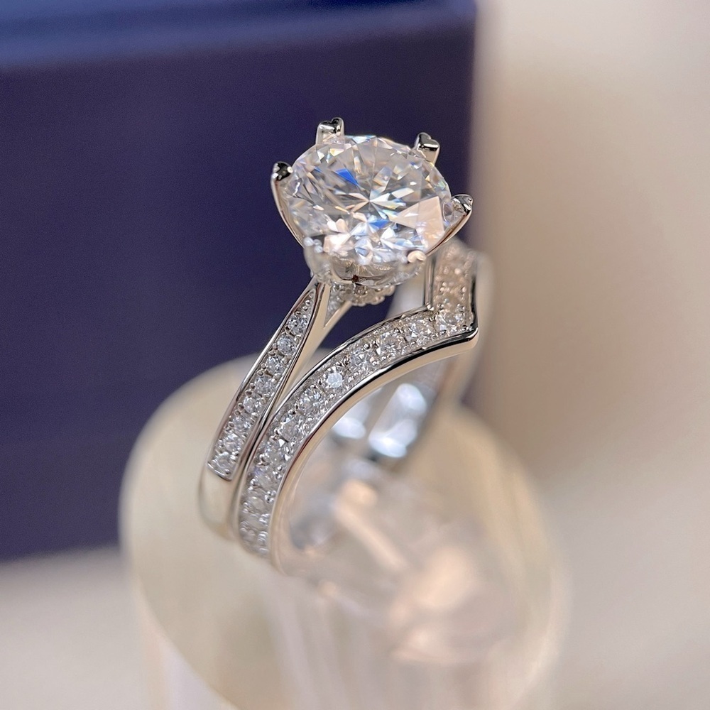 💎SALE💎0.6CTW Moissanite Curved Full Eternity Ring Band S925 with 18K Gold Plated - Picture 6 of 7